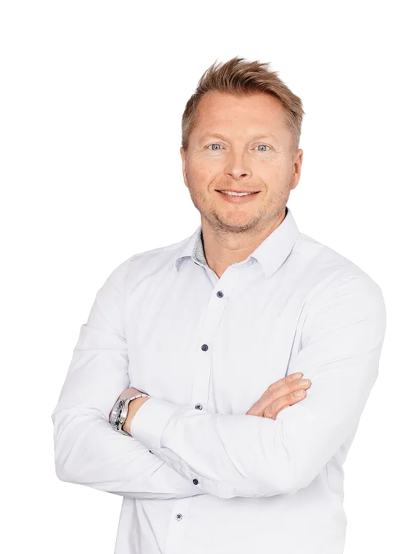 Helmut Ubben von Ubben Immobilien mit verschränkten Armen