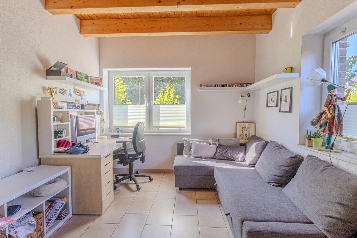 Büro/Schlafen EG