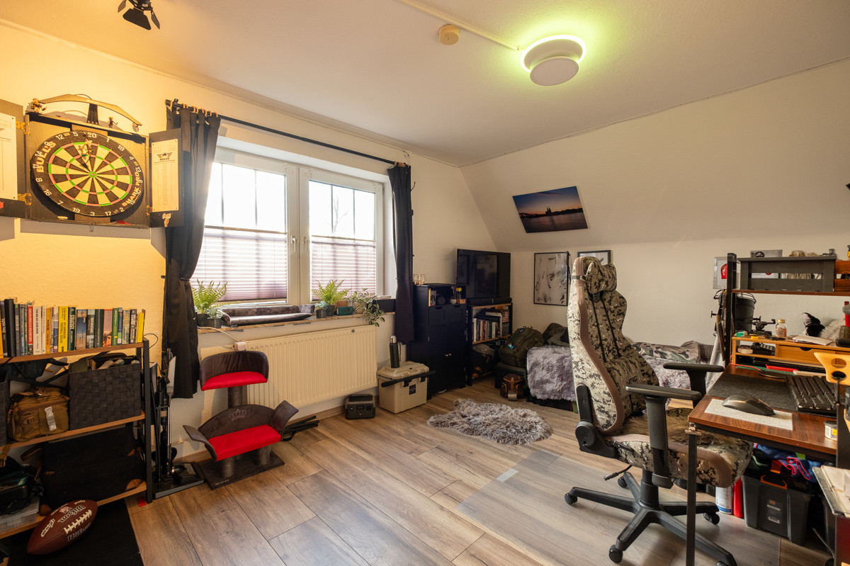 Schlafen II / Büro Haus vorne