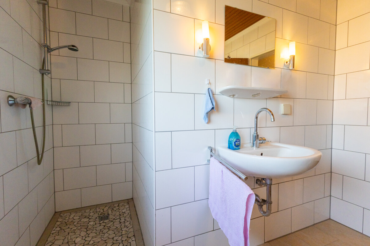 Badezimmer EG