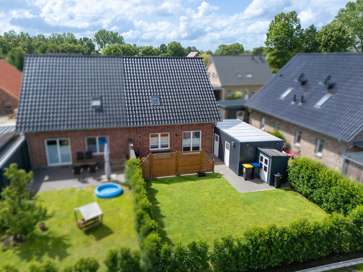 Blick auf die Doppelhaushälfte