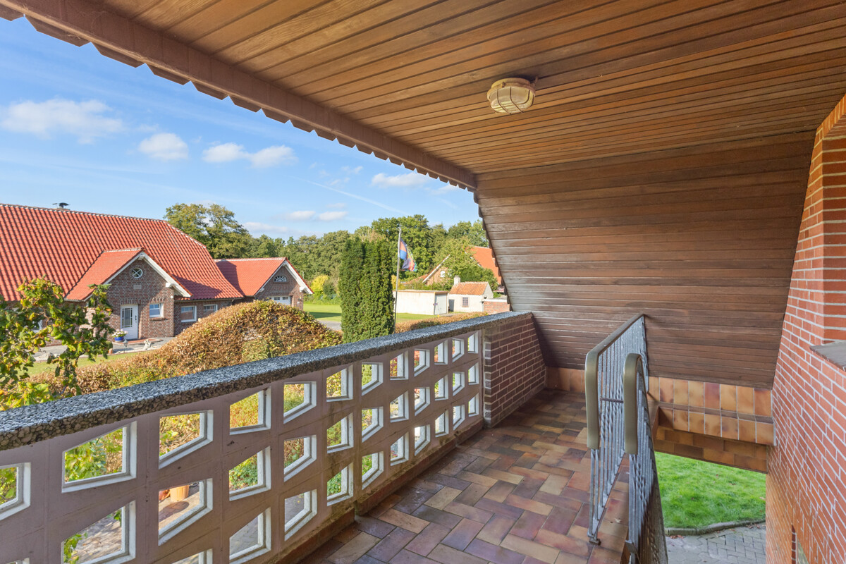 Loggia Garage