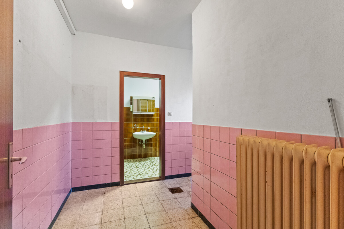 Sanitär Gewerbe EG