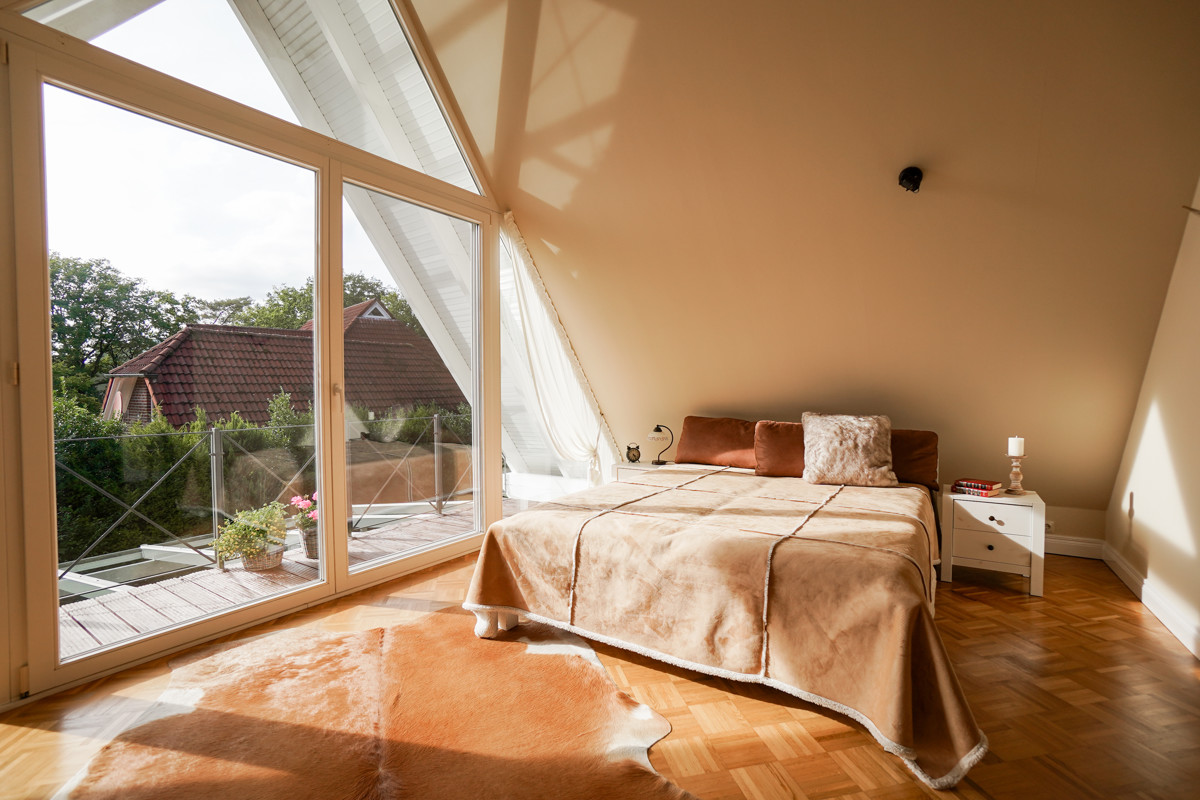 Schlafzimmer 2